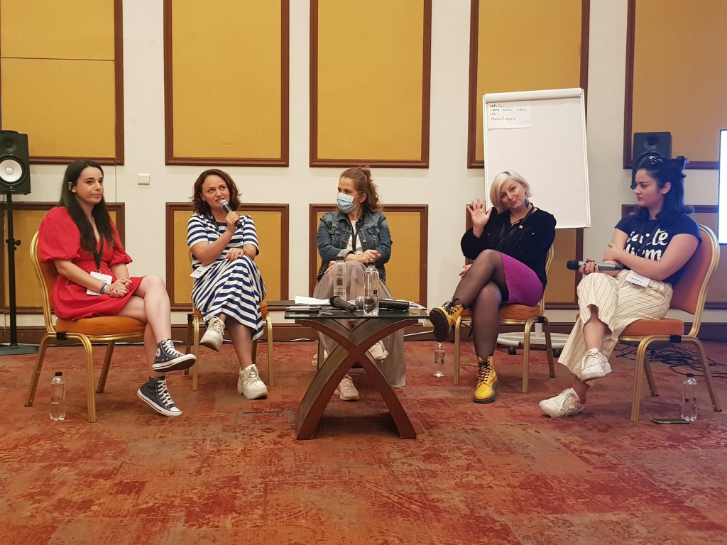 Dorina Constantin Carina Sava Laura Coroianu Corina Dumitrescu Alexandra Mihordea at Mastering the Music Business 2021 #MMB2021