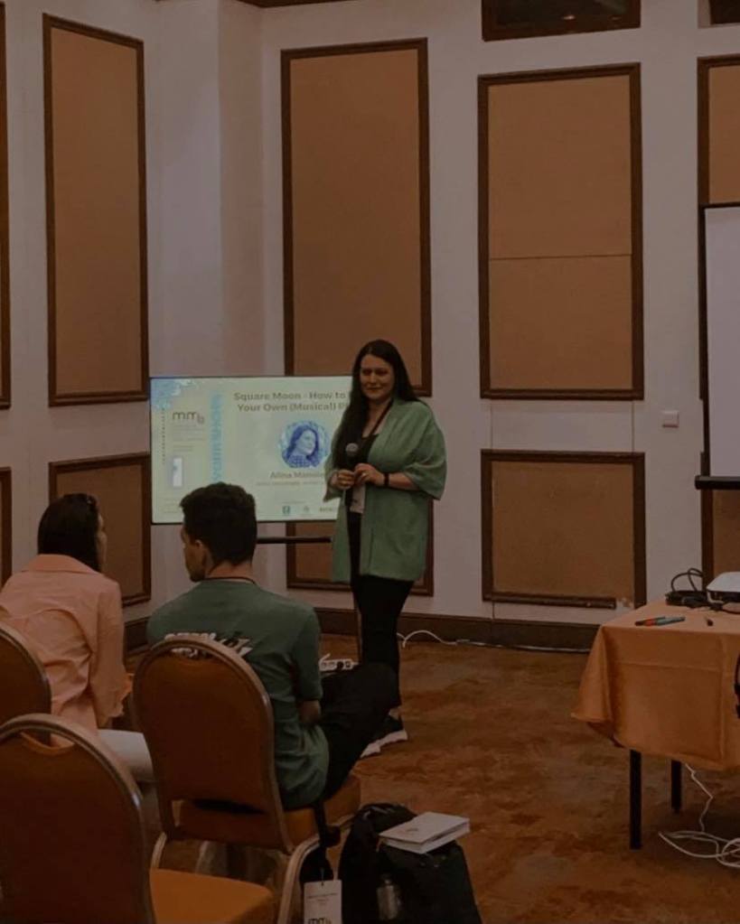 Alina Manole at Mastering the Music Business 2021 #MMB2021